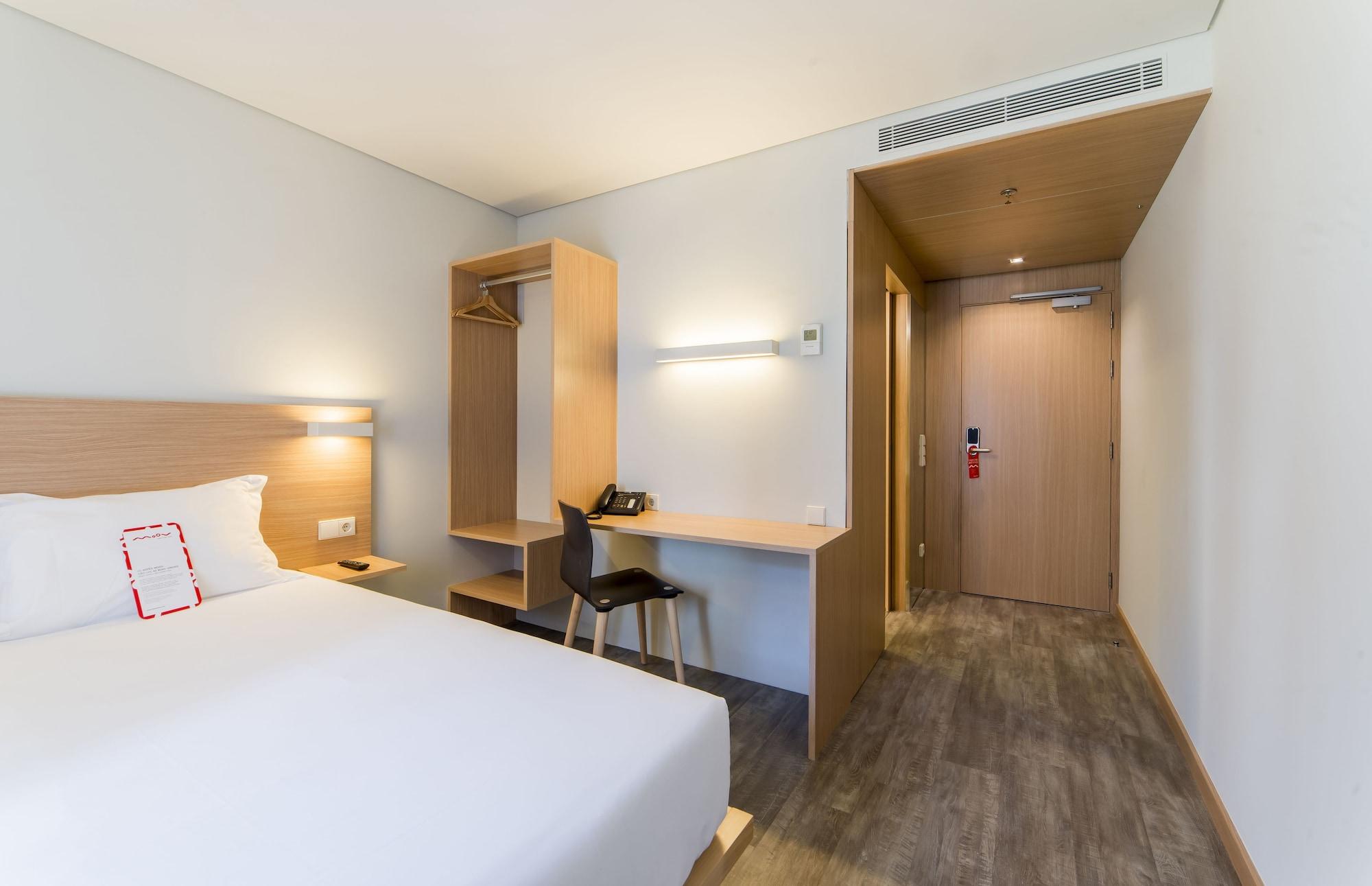 Moov Hotel Porto Norte Senhora da Hora Buitenkant foto